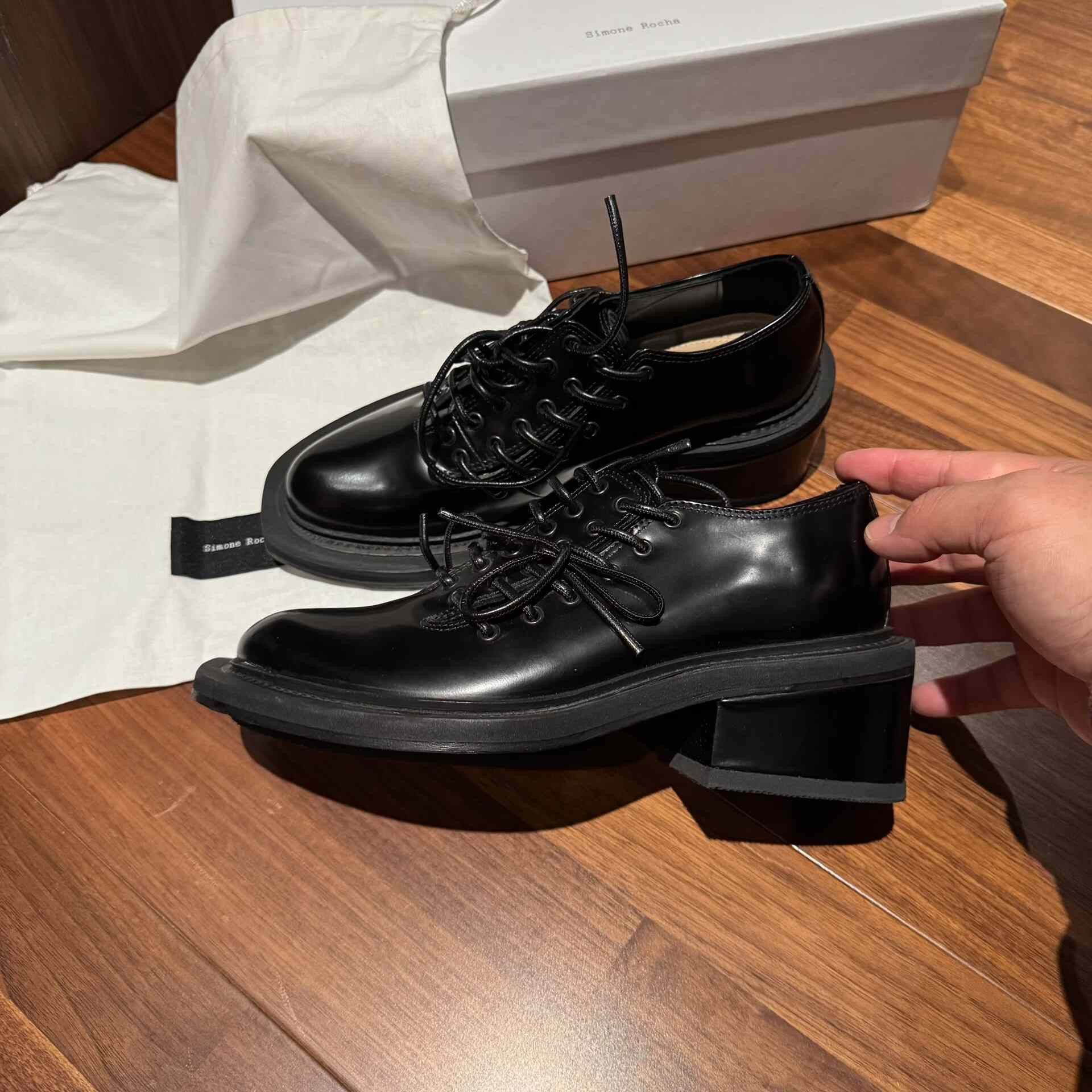 Simone Rocha Simone Rocha Classic Perforated Lace-Up Black Ankle Boots Size US 5 / IT 35 - 5 Thumbnail