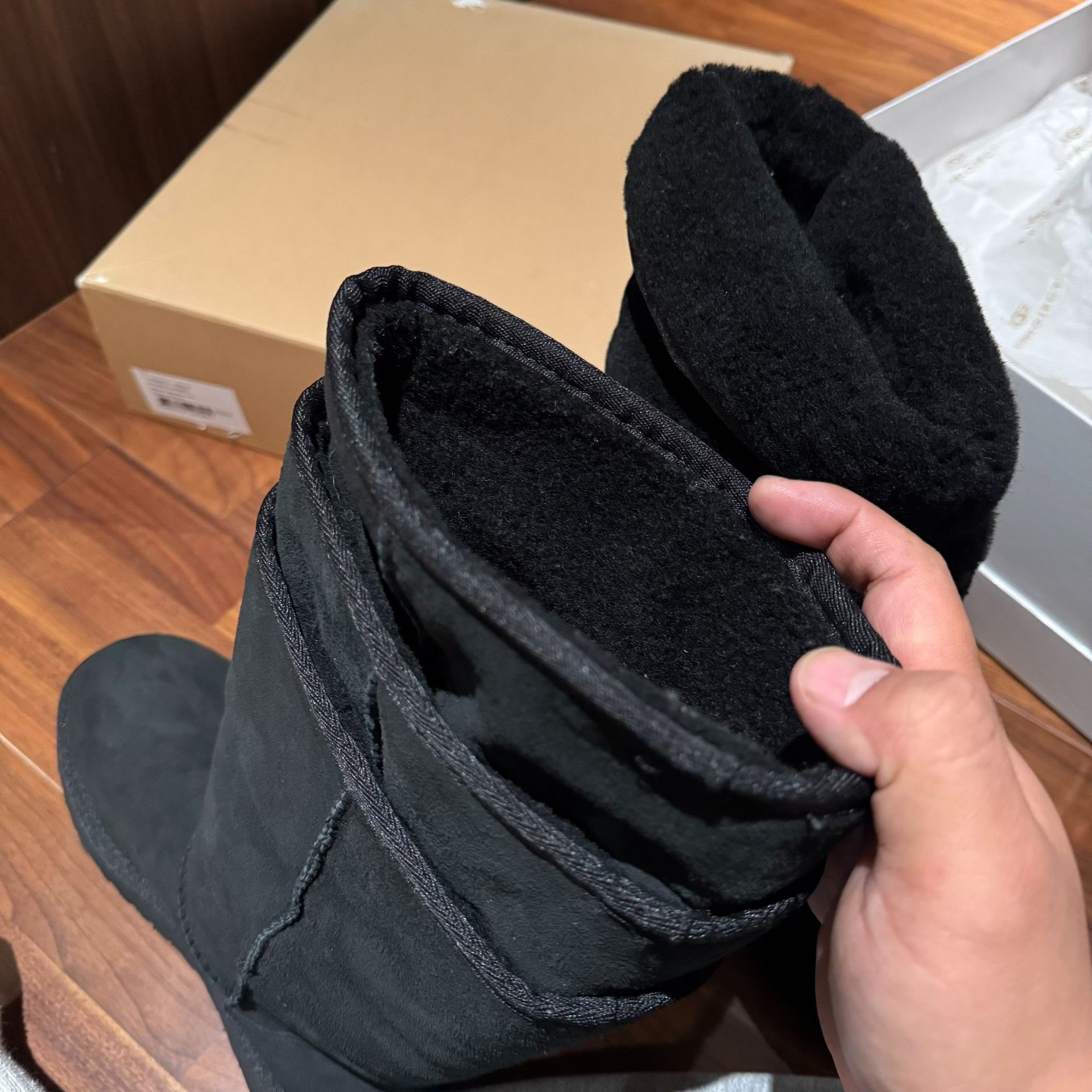 Y/Project UGG x Y PROJECT High-Top Snow Boot Size US 6 / IT 36 - 7 Thumbnail