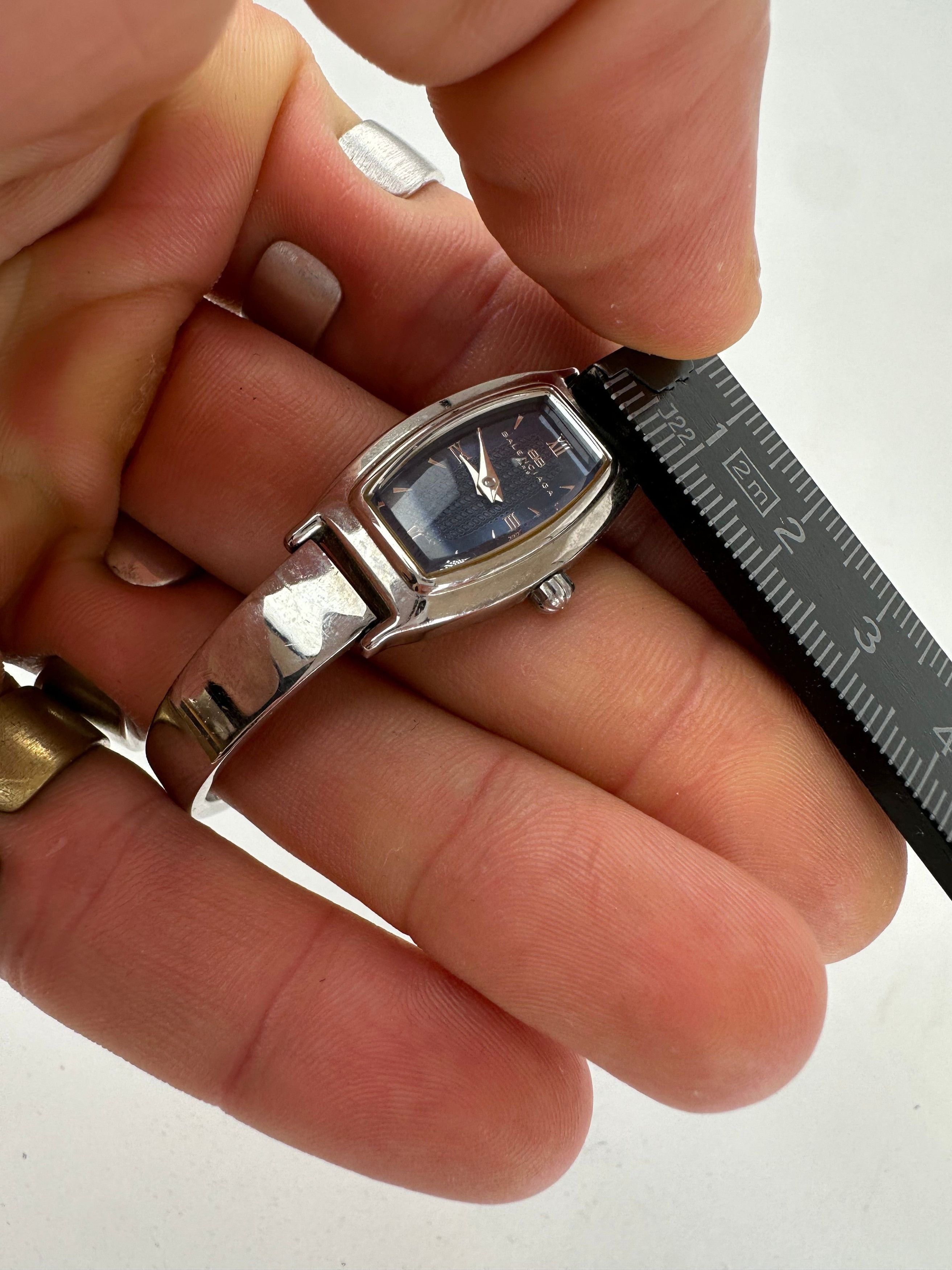 Balenciaga vintage Quartz Steel Watch Silver Size ONE SIZE - 9 Thumbnail