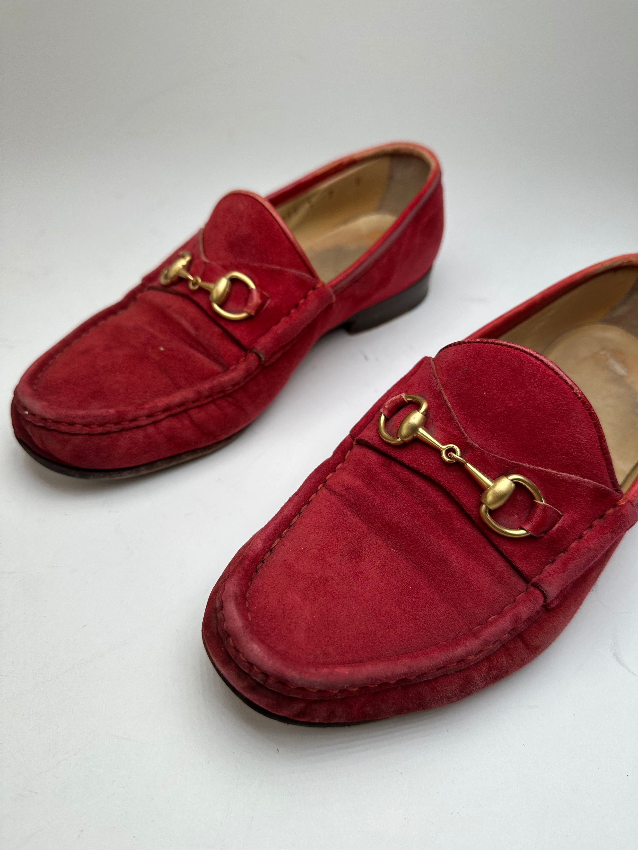 Gucci Vintage Horsebit Suede Loafer Red 36,5 Size US 5.5 / IT 35.5 - 2 Thumbnail