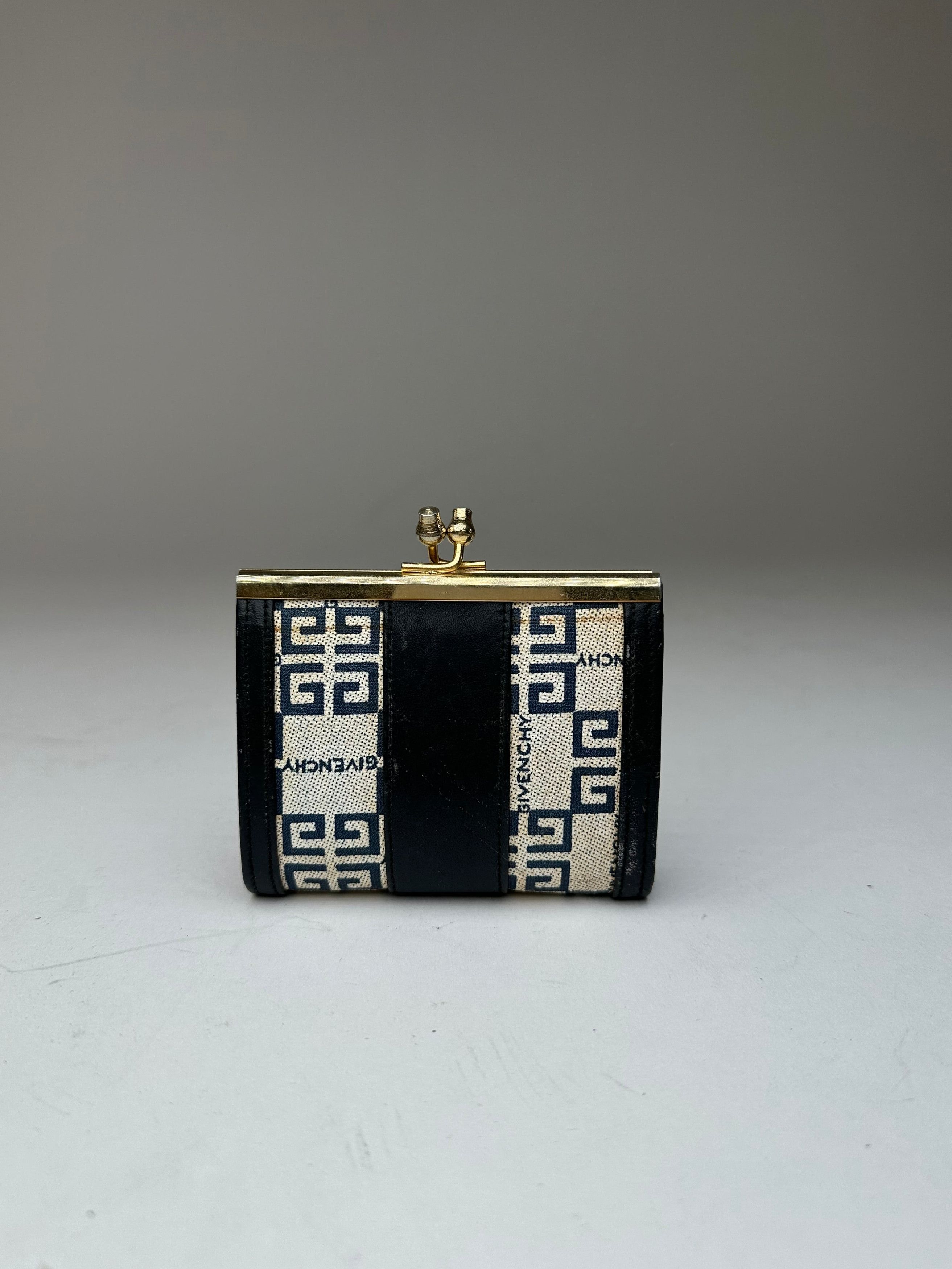 Givenchy Vintage Leather Purse Gold White Black Size ONE SIZE - 2 Thumbnail