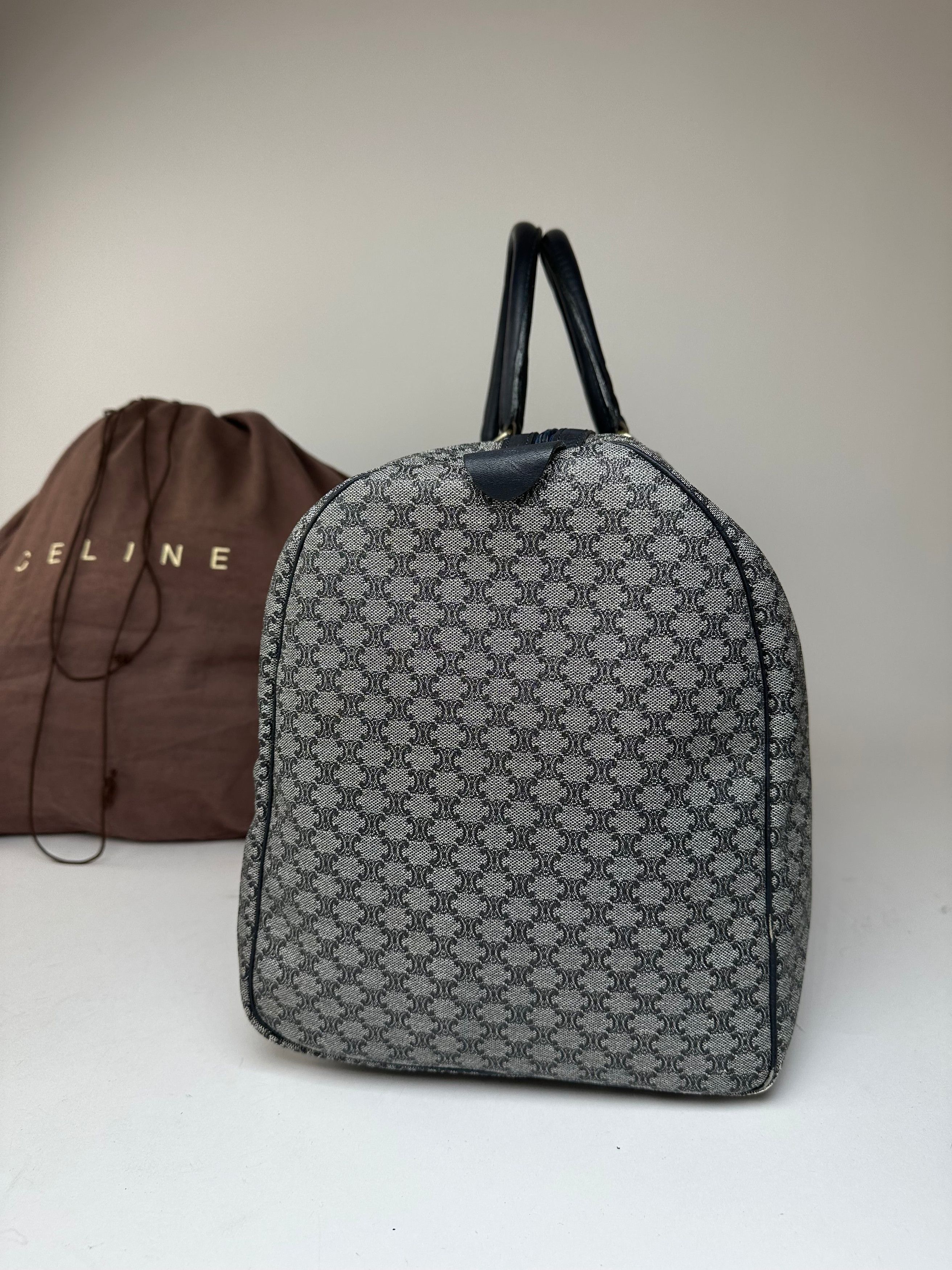 Celine Vintage Paris Triomphe Monogram Duffel Bag Grey Navy Black Size ONE SIZE - 7 Thumbnail