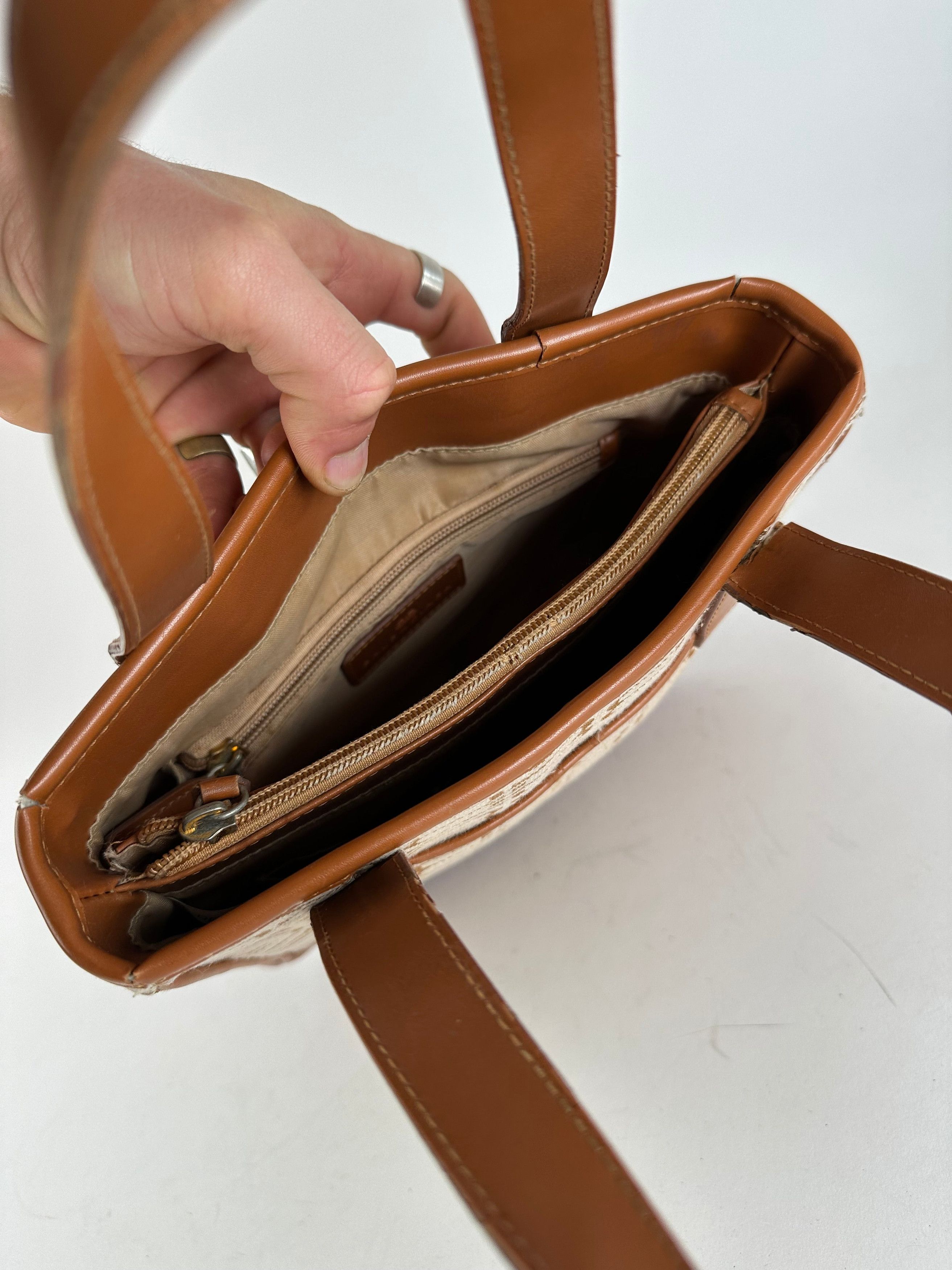 Balenciaga Vintage BB Monogram Handbag Beige Orange-Brown Size ONE SIZE - 3 Thumbnail