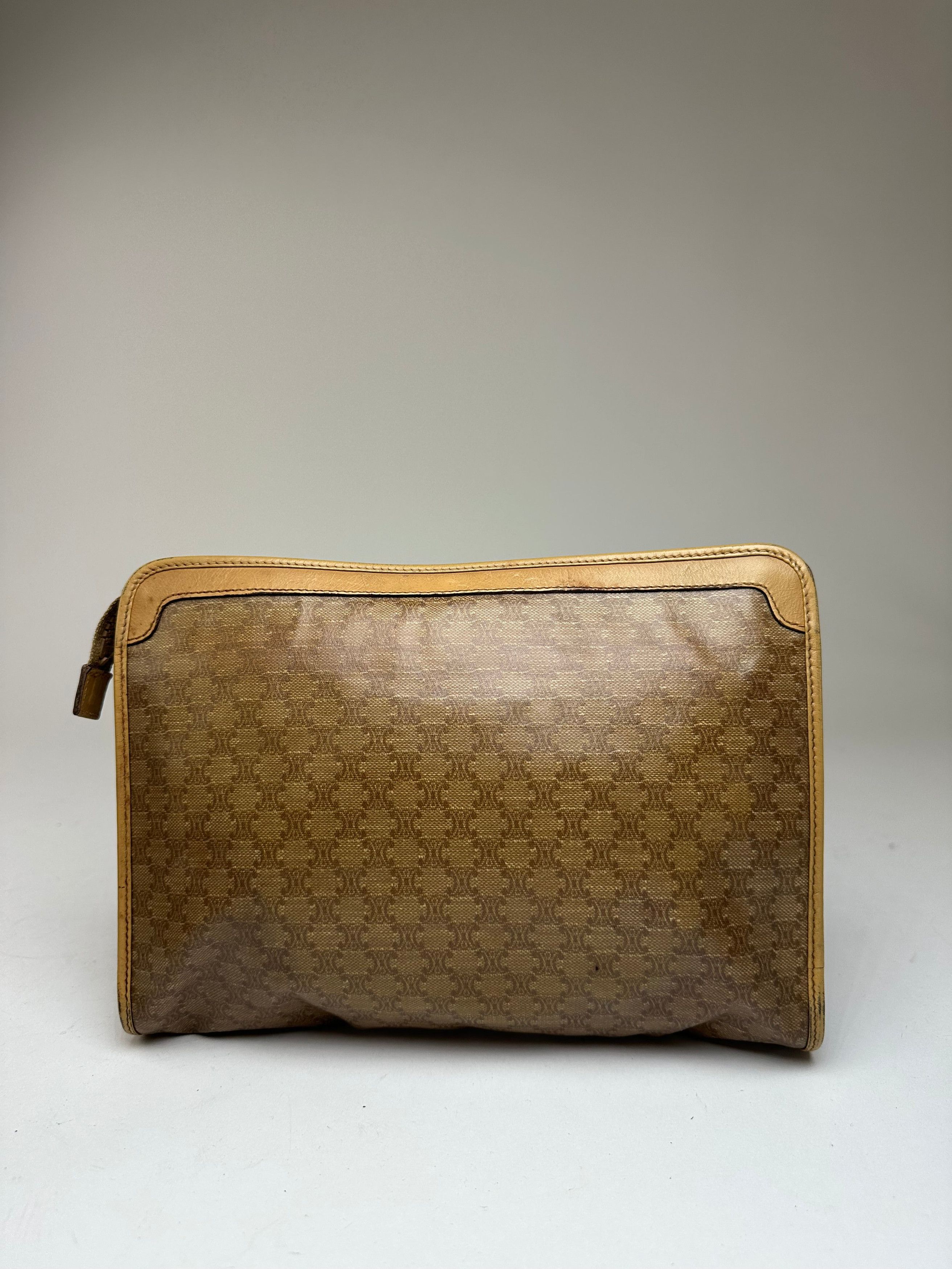 Celine Vintage Triomphe Monogram Leather Clutch Beige Gold Brown Size ONE SIZE - 2 Thumbnail