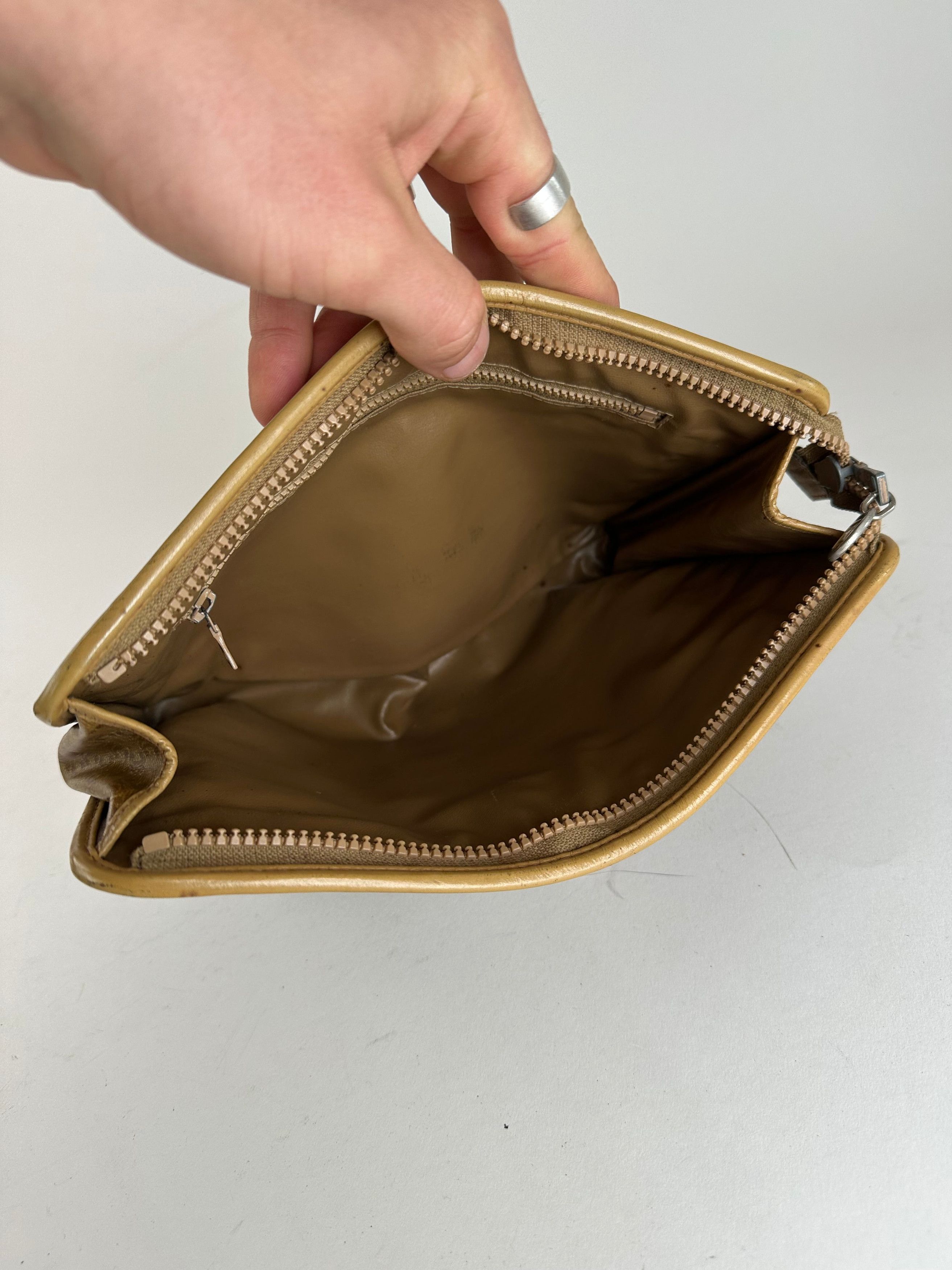 Celine Vintage Triomphe Monogram Leather Clutch Beige Gold Brown Size ONE SIZE - 3 Thumbnail