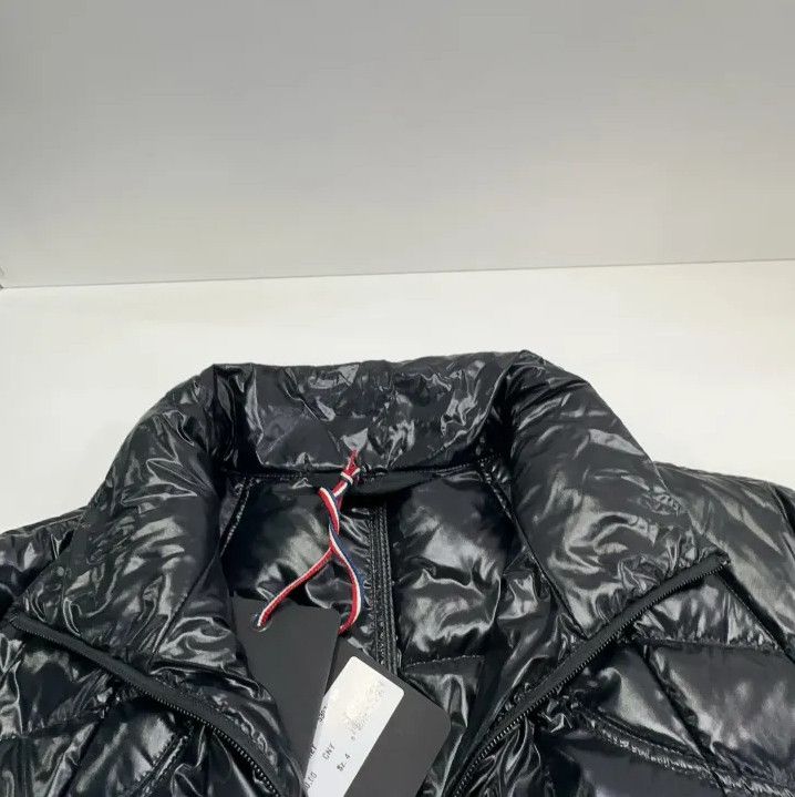 Moncler Moncler Solid Color Casual Warm Zip Jacket Size US L / EU 52-54 / 3 - 9 Thumbnail