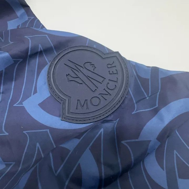Moncler Moncler Men's Reversible Pattern Print Hooded Jacket Size US L / EU 52-54 / 3 - 10 Thumbnail
