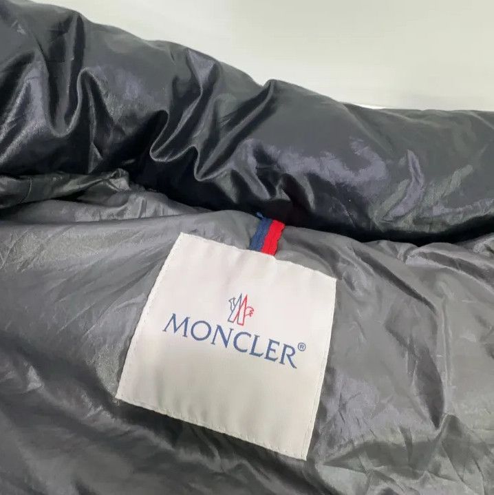 Moncler Moncler FW21 Tib Logo Paint Finish Down Vest Size US XXL / EU 58 / 5 - 6 Thumbnail