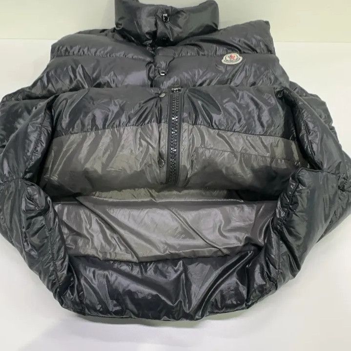 Moncler Moncler FW21 Tib Logo Paint Finish Down Vest Size US XXL / EU 58 / 5 - 11 Thumbnail