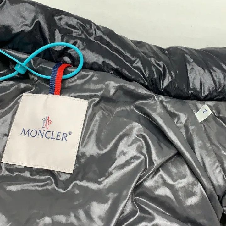 Moncler Moncler FW21 Tib Solid Logo Enamel Down Vest Size US M / EU 48-50 / 2 - 3 Thumbnail
