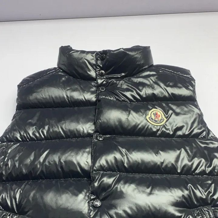 Moncler Moncler Kids Black Puffer Vest with Badge Size US L / EU 52-54 / 3 - 8 Thumbnail
