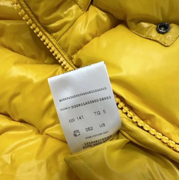 Moncler Moncler Maya Solid Zip Hood Long Sleeve Short Down Jacket Size US XXL / EU 58 / 5 - 4 Thumbnail