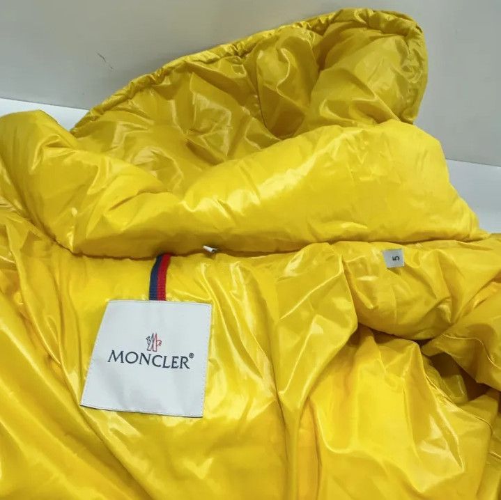 Moncler Moncler Maya Solid Zip Hood Long Sleeve Short Down Jacket Size US XXL / EU 58 / 5 - 5 Thumbnail