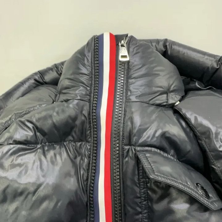 Moncler Moncler Montbeliard Series Hooded Short Down Jacket Size US M / EU 48-50 / 2 - 13 Thumbnail