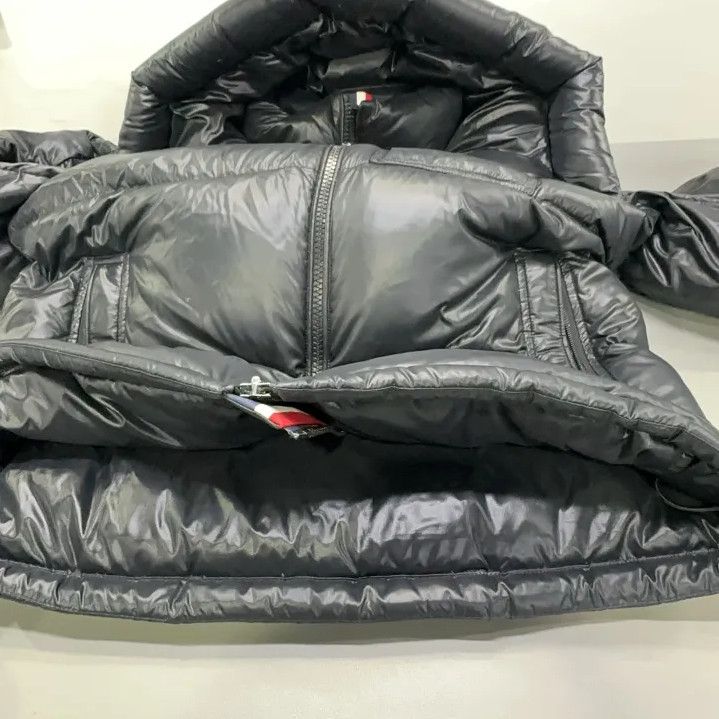 Moncler Moncler Montbeliard Series Hooded Short Down Jacket Size US M / EU 48-50 / 2 - 10 Thumbnail