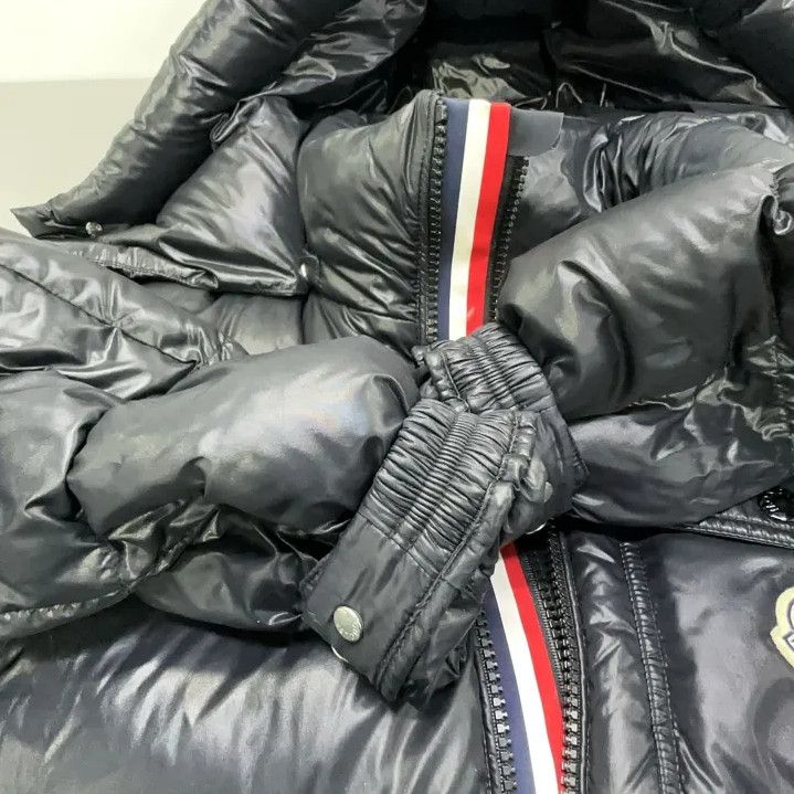 Moncler Moncler Montbeliard Series Hooded Short Down Jacket Size US M / EU 48-50 / 2 - 15 Thumbnail