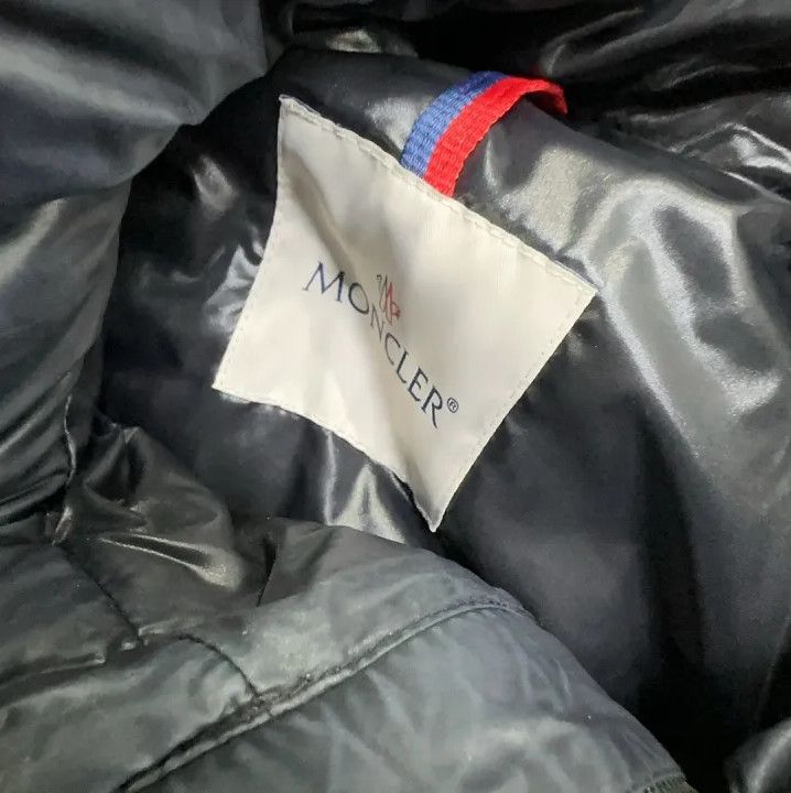 Moncler Moncler Montbeliard Series Hooded Short Down Jacket Size US M / EU 48-50 / 2 - 6 Thumbnail