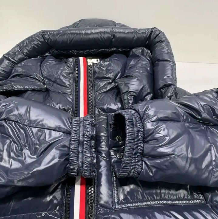 Moncler Moncler Montbeliard Short Hooded Down Jacket Size US XL / EU 56 / 4 - 10 Thumbnail
