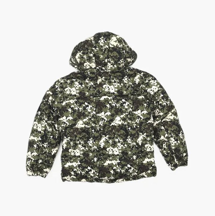 Moncler Moncler Camo Green Zip Casual Jacket Unisex Size US S / EU 44-46 / 1 - 3 Thumbnail