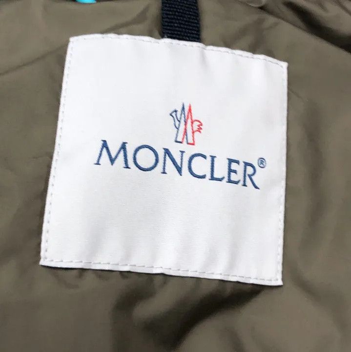 Moncler Moncler Besbre Short Zip Stand-Collar Down Jacket Size US L / EU 52-54 / 3 - 3 Thumbnail