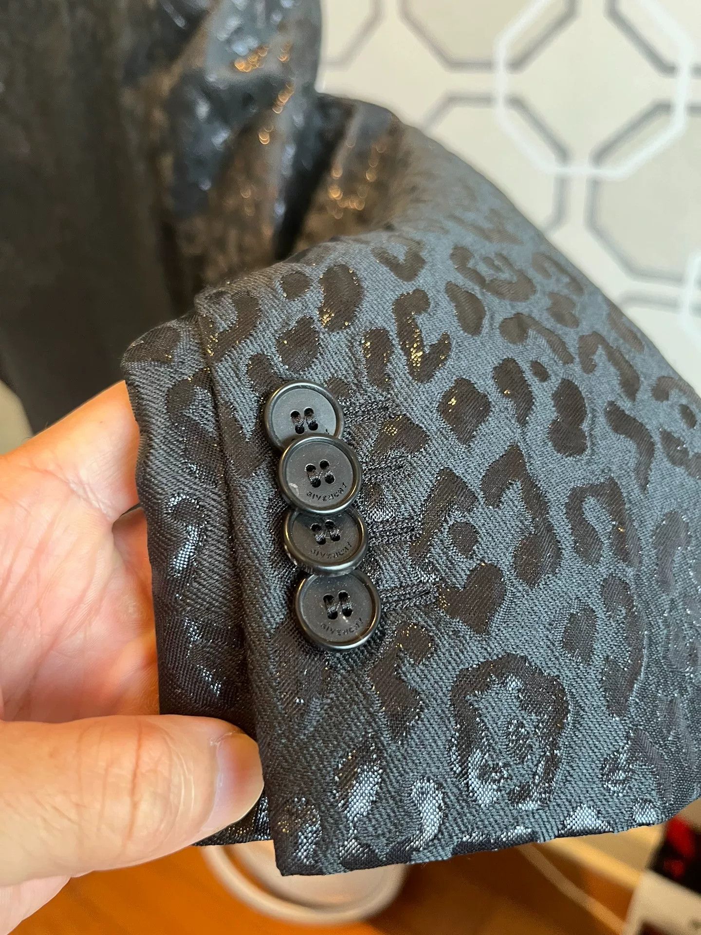 Givenchy Givenchy 3D Leopard Print Suit 46 Size US S / EU 44-46 / 1 - 9 Thumbnail