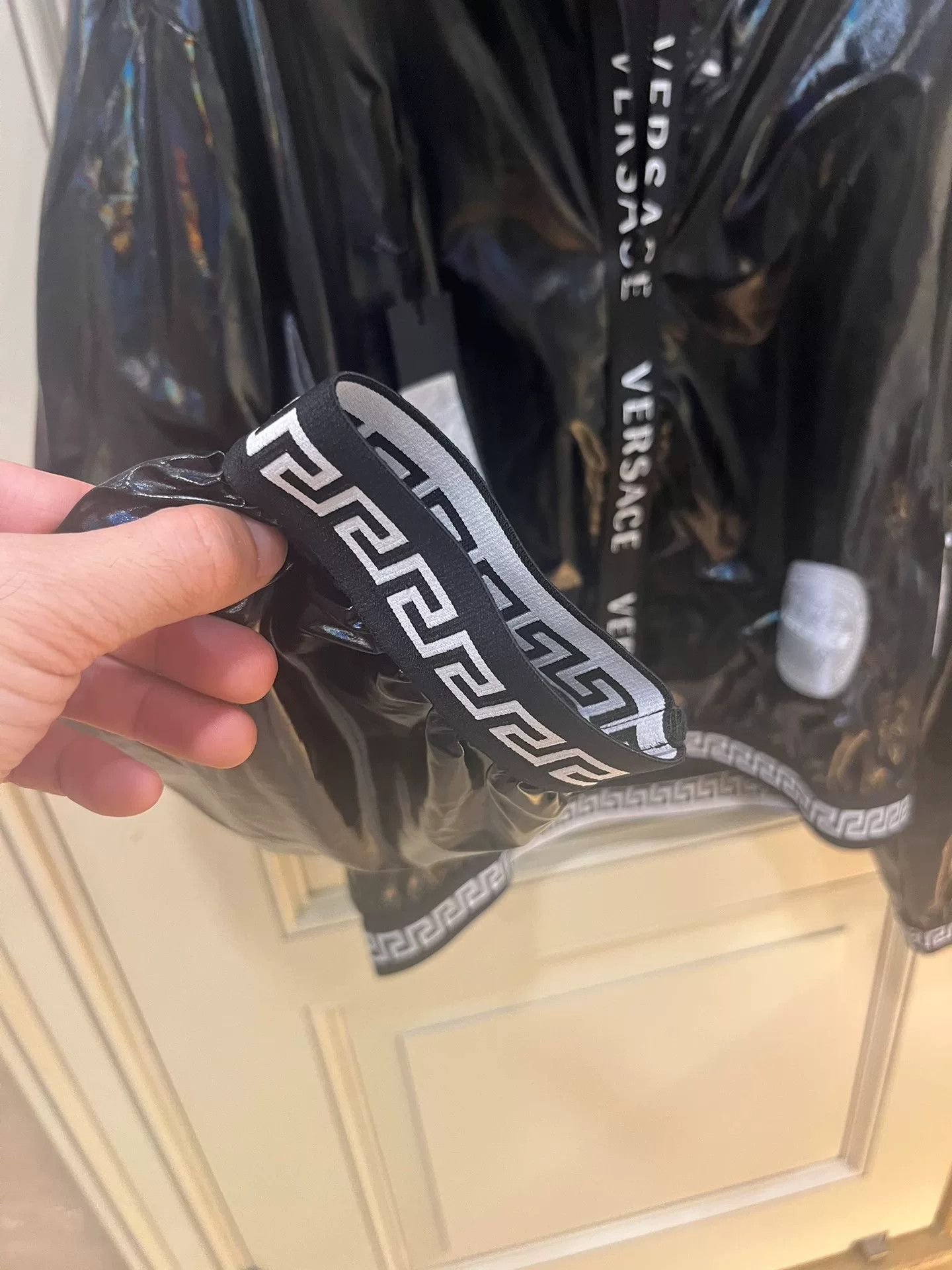 Versace Versace Black Rainbow Reflective Hooded Jacket Size US M / EU 48-50 / 2 - 4 Thumbnail
