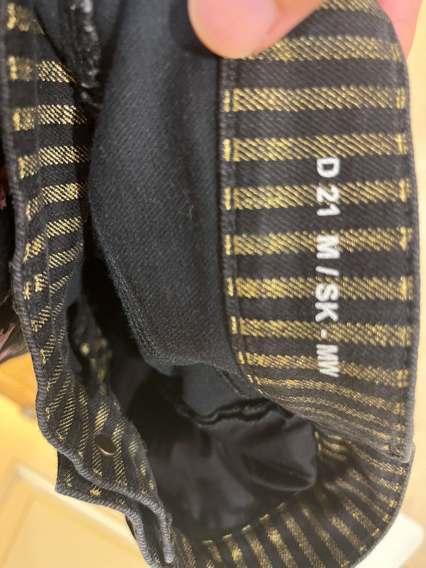 Saint Laurent Paris Saint Laurent Gold Stripe Jeans D21 29 Size US 29 - 7 Thumbnail