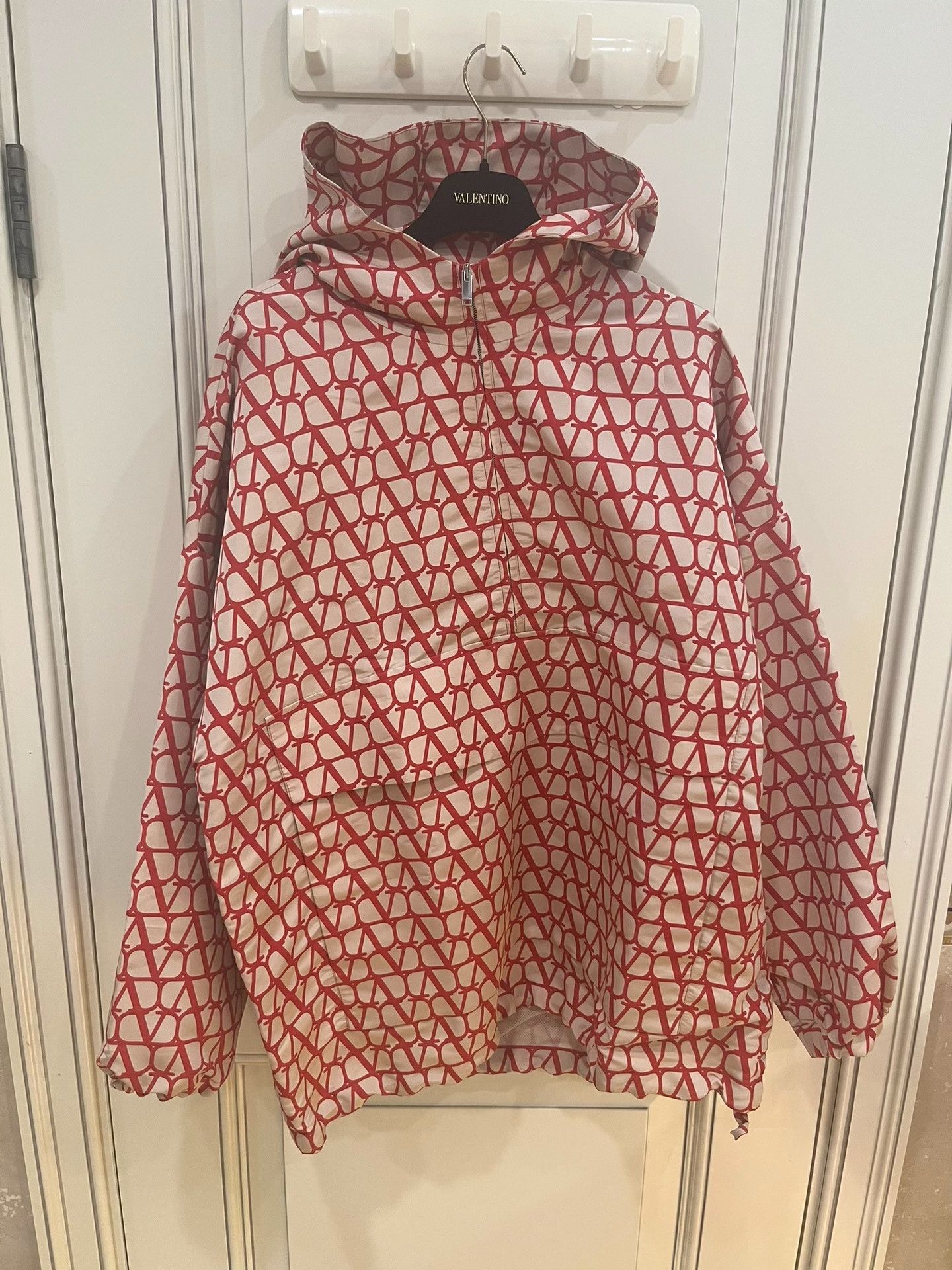 Valentino Valentino Red Logo Print Silk Hooded Jacket Size US S / EU 44-46 / 1 - 3 Thumbnail