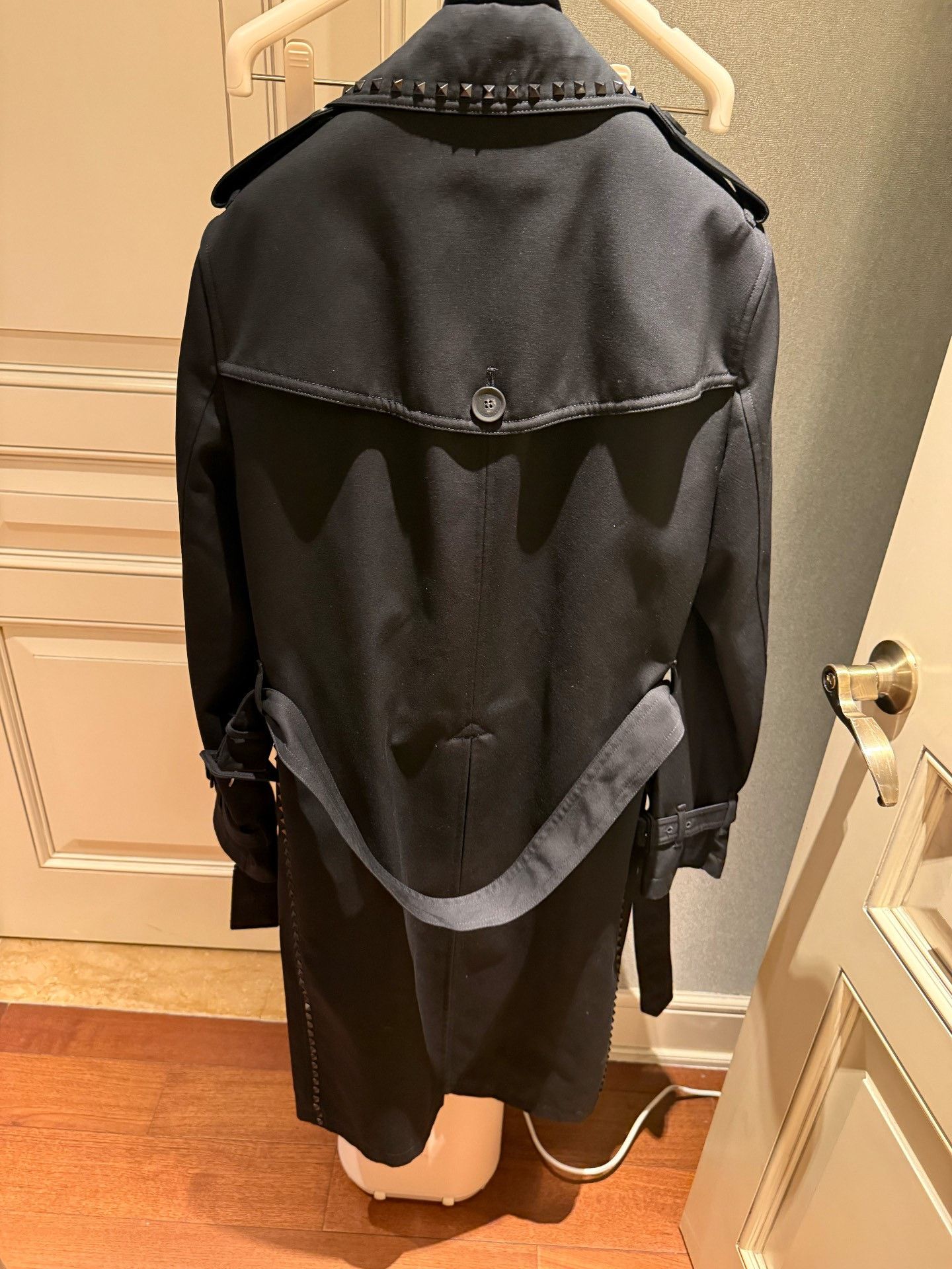 Valentino Valentino Rockstud Black Trench Coat 48 Size US M / EU 48-50 / 2 - 4 Thumbnail
