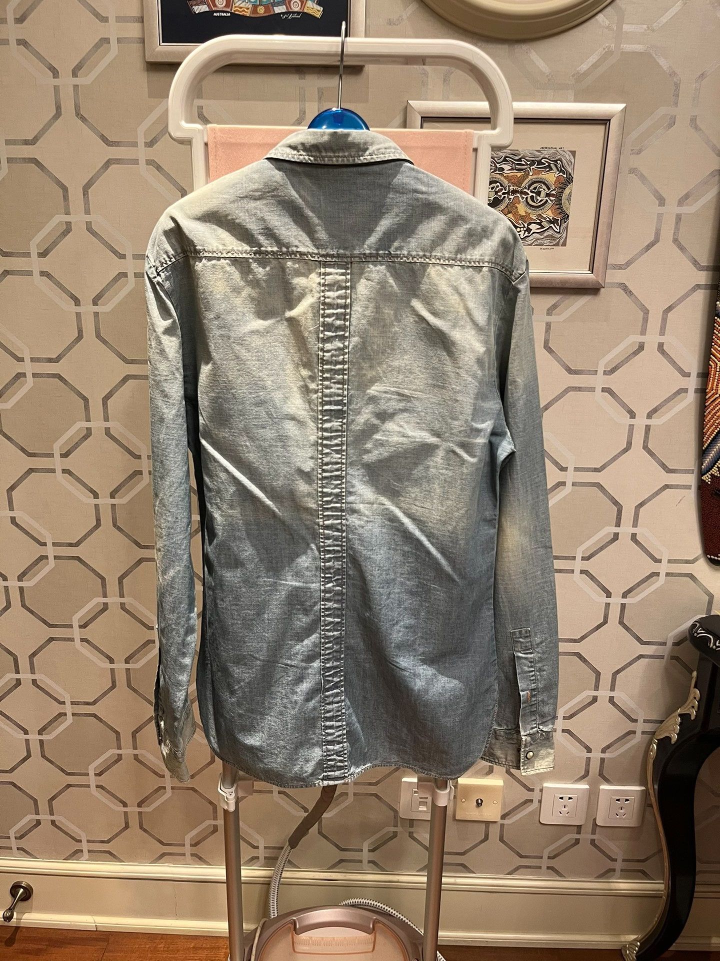 John Galliano Galliano Classic Light Blue Printed Denim Shirt Size US M / EU 48-50 / 2 - 4 Thumbnail