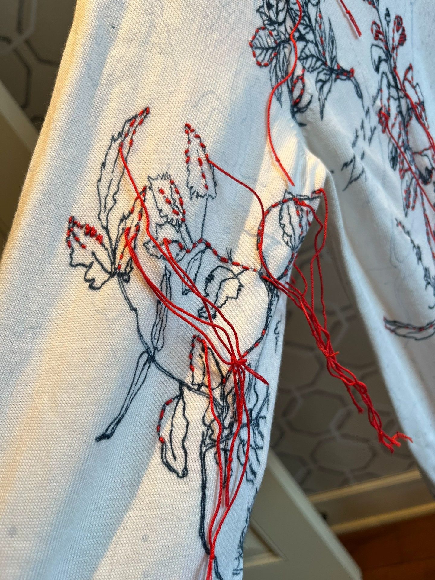 Alexander McQueen Alexander McQueen Plant Print Sweatshirt Size US M / EU 48-50 / 2 - 6 Thumbnail