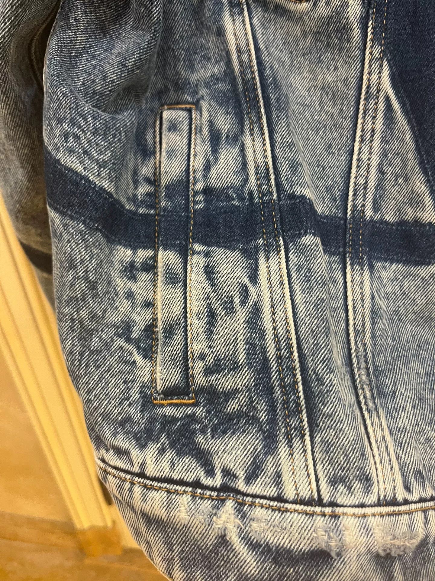 Valentino Valentino White Logo Blue Denim Jacket Size US S / EU 44-46 / 1 - 8 Thumbnail