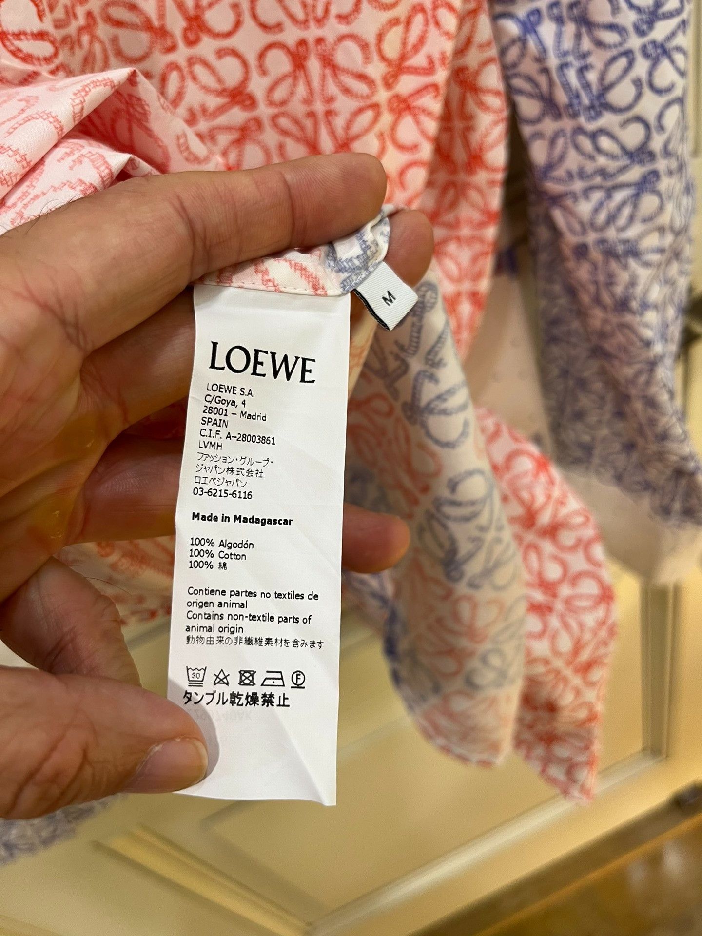 Loewe Loewe Asymmetric Printed Oversized Shirt Size US M / EU 48-50 / 2 - 6 Thumbnail