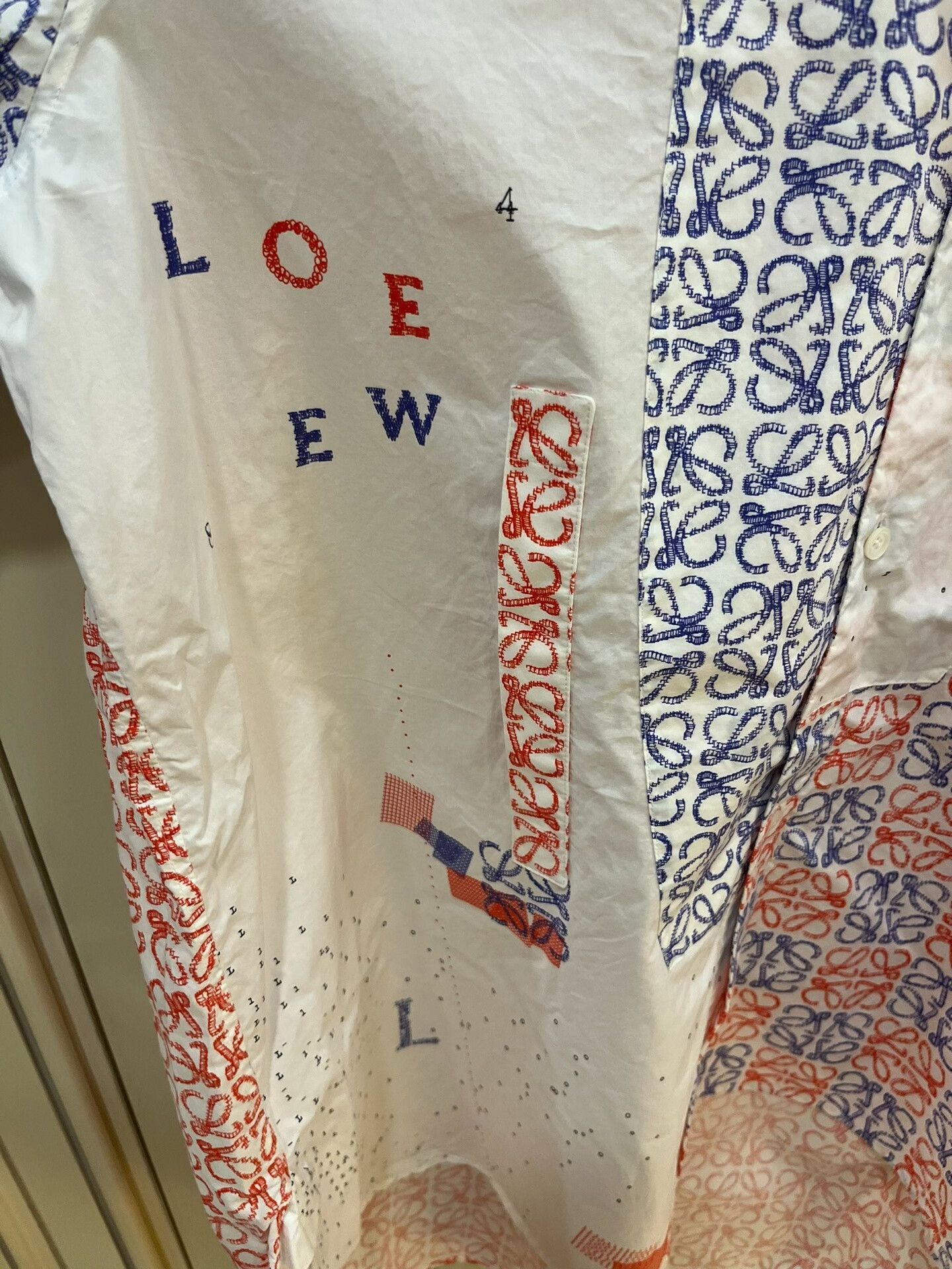 Loewe Loewe Asymmetric Printed Oversized Shirt Size US M / EU 48-50 / 2 - 9 Thumbnail