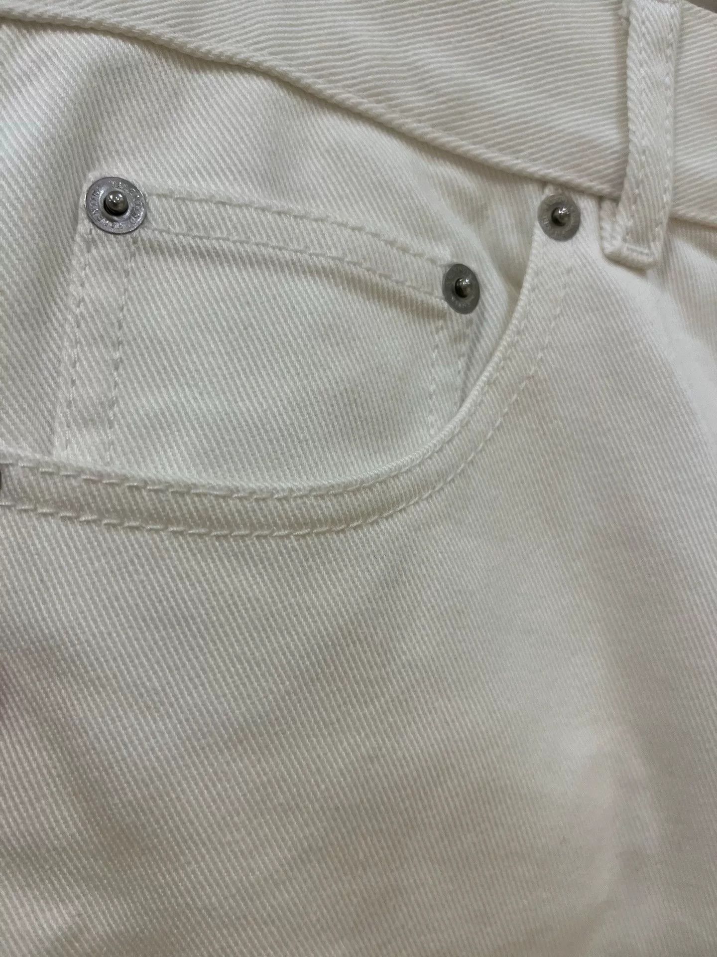 Valentino Valentino Love Collection White Jeans Size US 29 - 6 Thumbnail