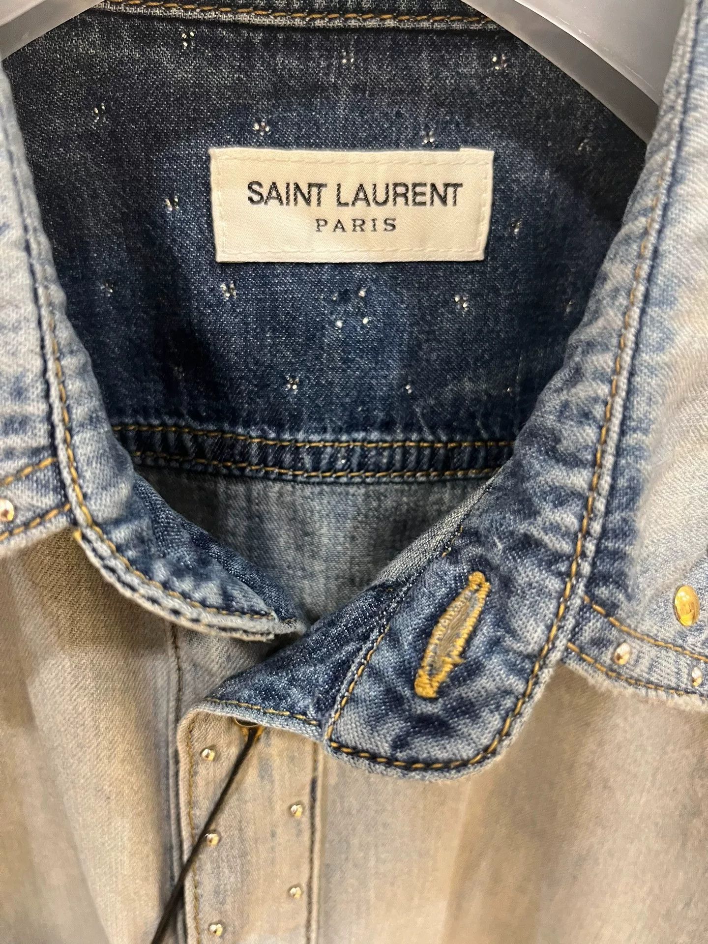 Saint Laurent Paris Saint Laurent Washed Rivet Denim Sleeveless Shirt Size US M / EU 48-50 / 2 - 3 Thumbnail