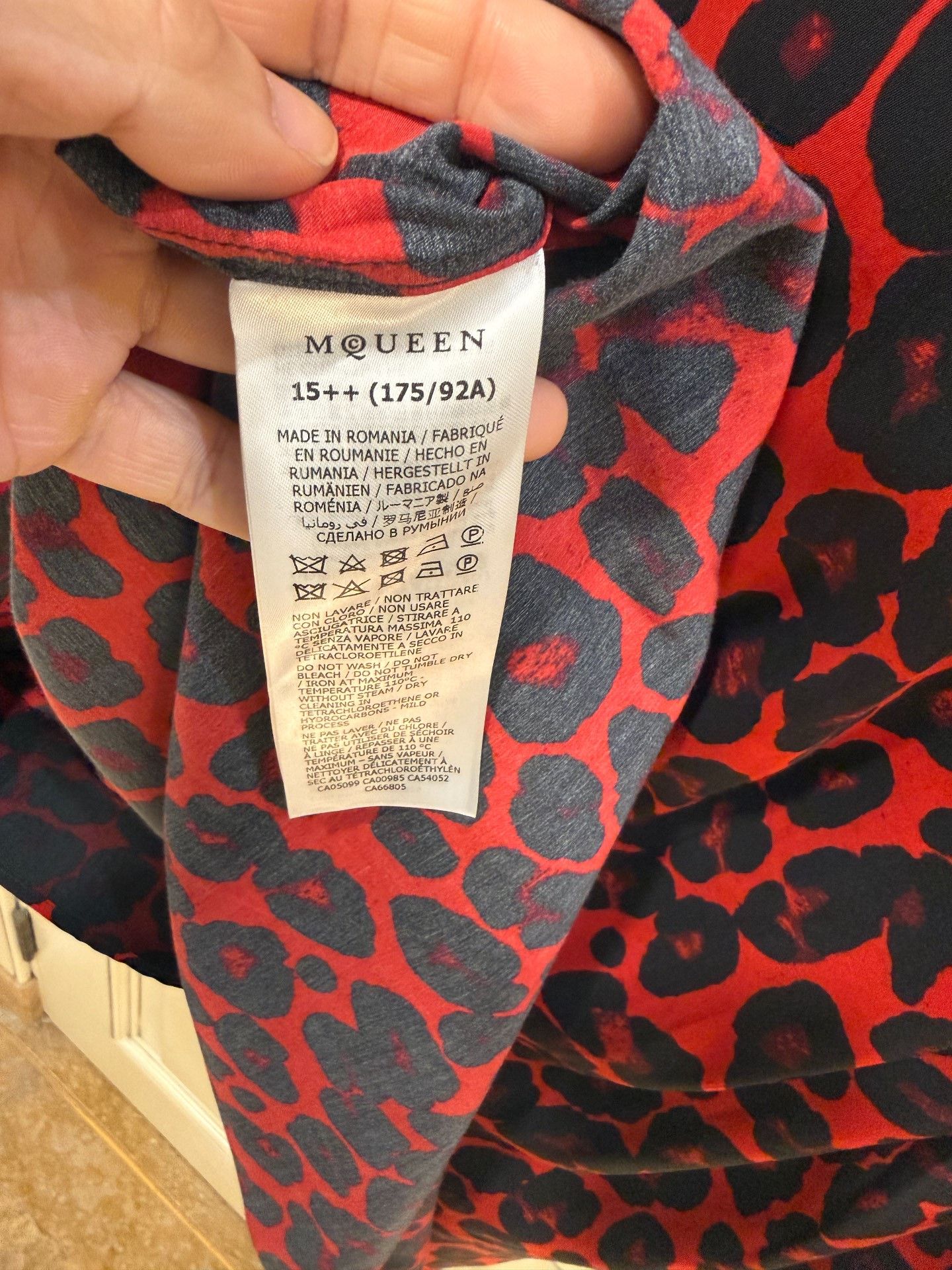 Alexander McQueen Alexander McQueen Red Leopard Shirt Size US M / EU 48-50 / 2 - 6 Thumbnail