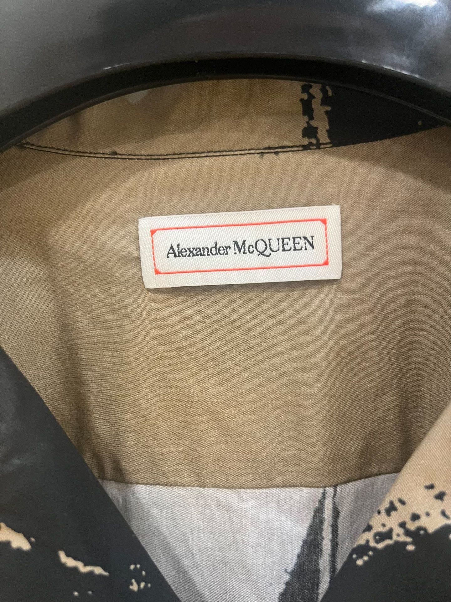 Alexander McQueen Alexander McQueen Graffiti Logo Short-Sleeve Shirt Size US XXS / EU 40 - 5 Thumbnail