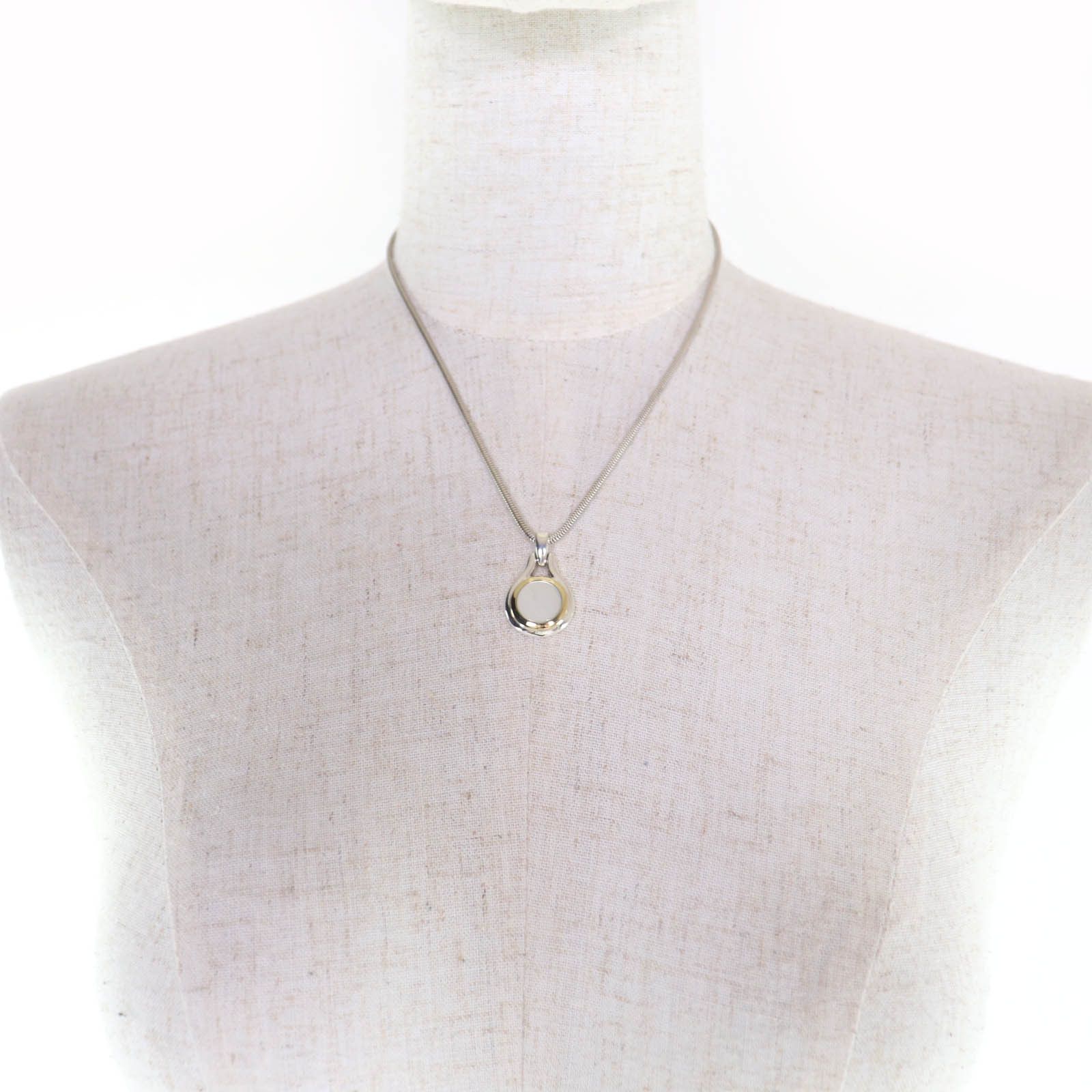 Tiffany & Co. TIFFANY&Co. Au750 925 Mother of Pearl Pendant 