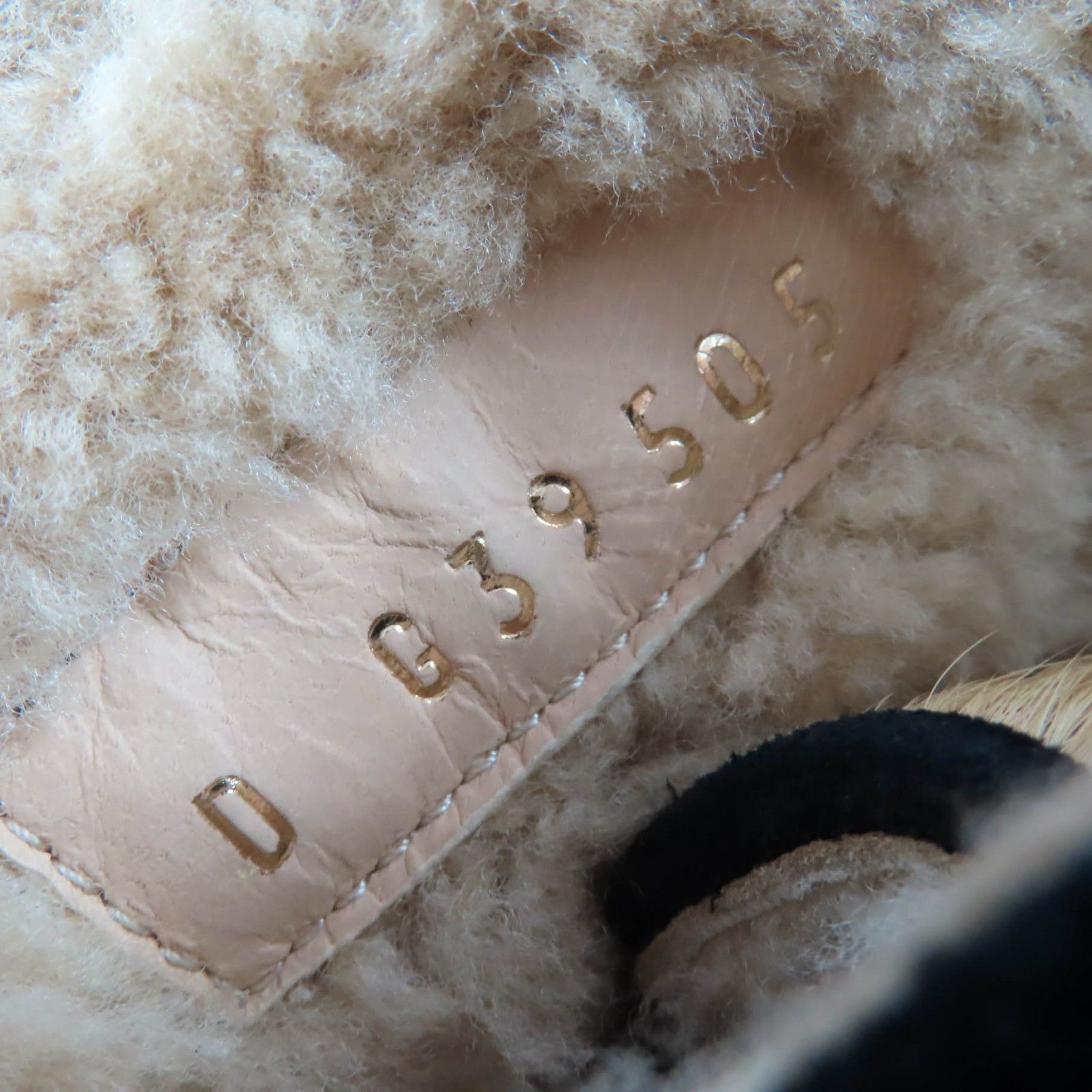 Chanel Chanel Chanel Harako Short Boots Fur Shoes DUTY FREE for USA Size ONE SIZE - 10 Thumbnail