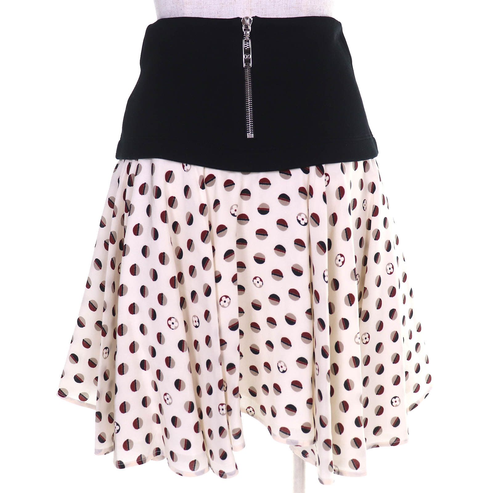 Louis Vuitton Louis Vuitton Louis Vuitton Monogram Flower Dot Flare Skirt Textile Skirts DUTY FREE for USA Size ONE SIZE - 3 Thumbnail