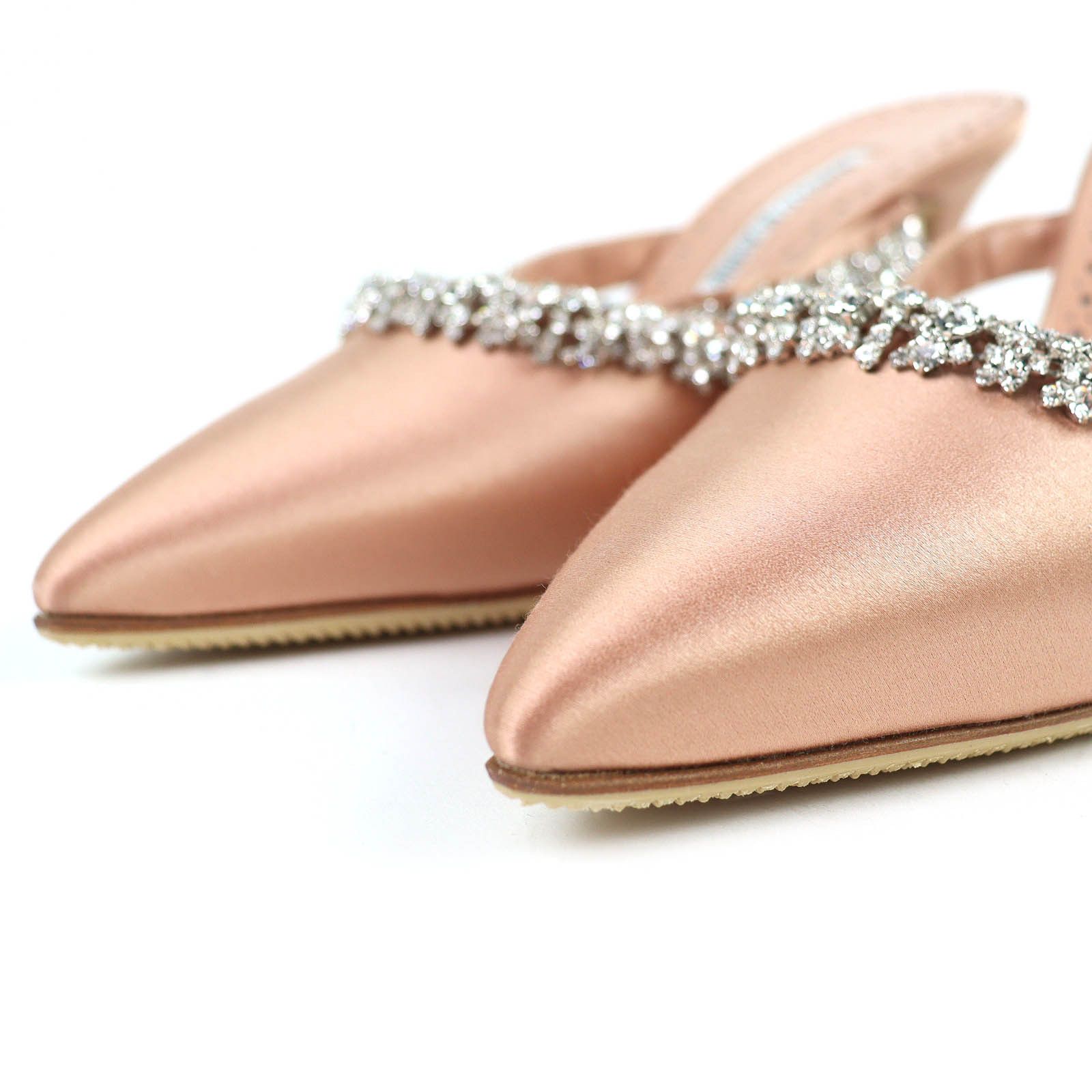 Manolo Blahnik Manolo Blahnik Manolo Blahnik VEDADAMU Satin Mules Textile Shoes VEDADAMU DUTY FREE for USA Size ONE SIZE - 5 Thumbnail