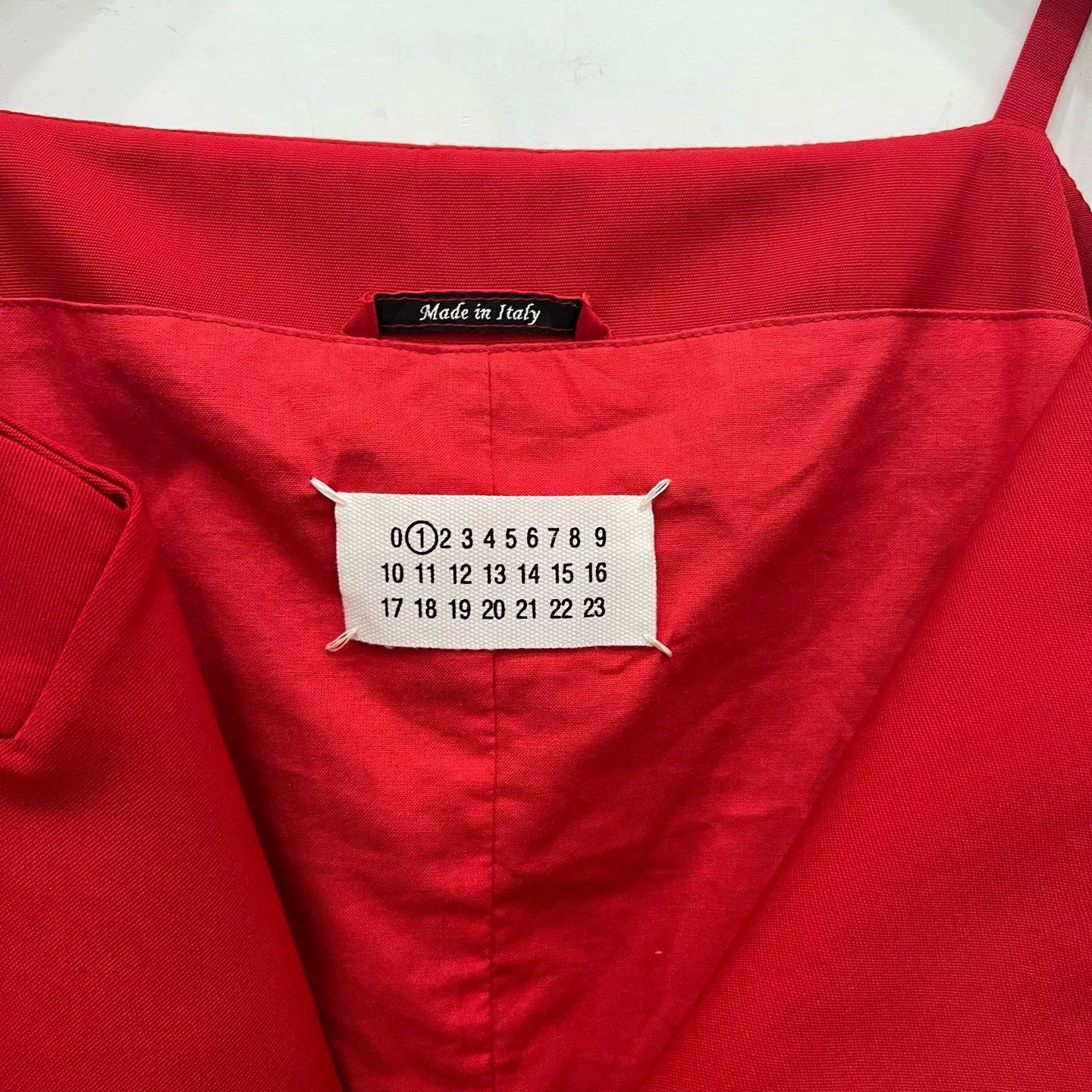 Maison Margiela Maison Margiela Red Off-Shoulder Blazer Size S / US 4 / IT 40 - 4 Thumbnail