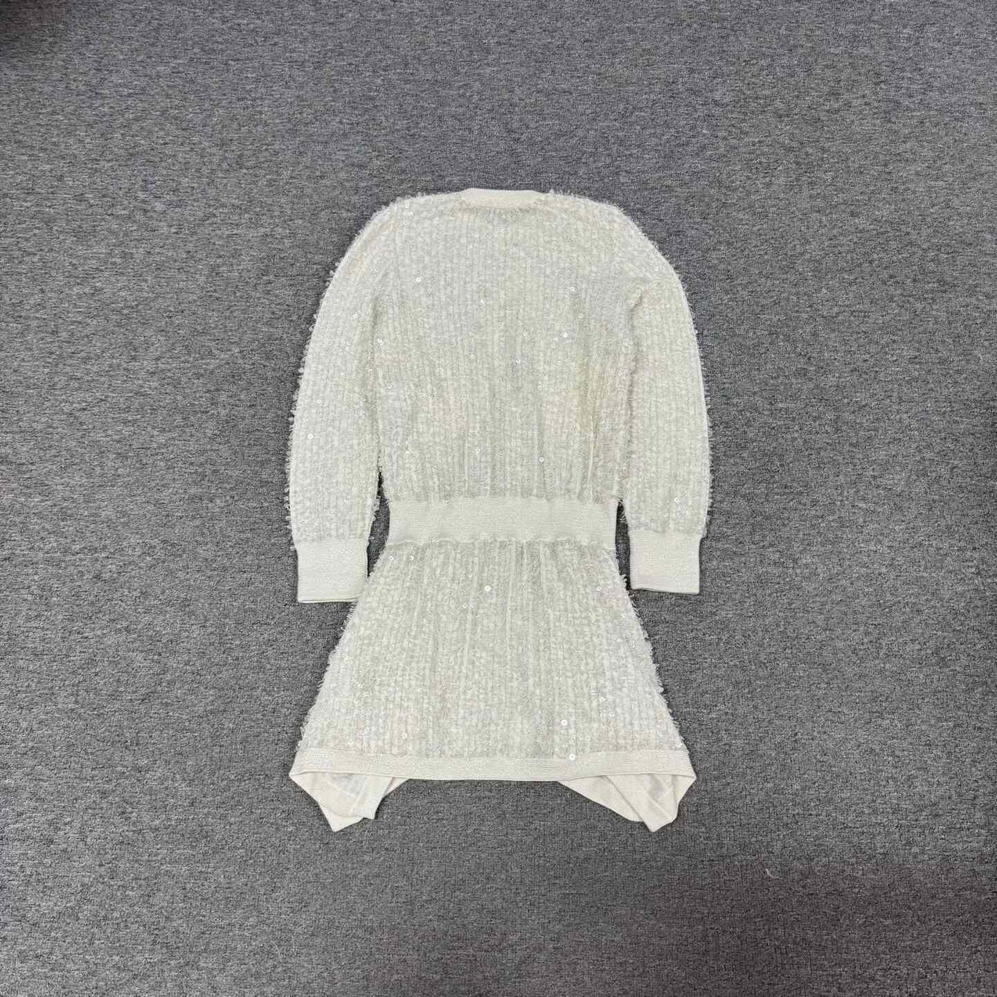 Chanel Chanel 18k Forest White Sequin Dress Size XXS / US 00 / IT 34 - 7 Thumbnail