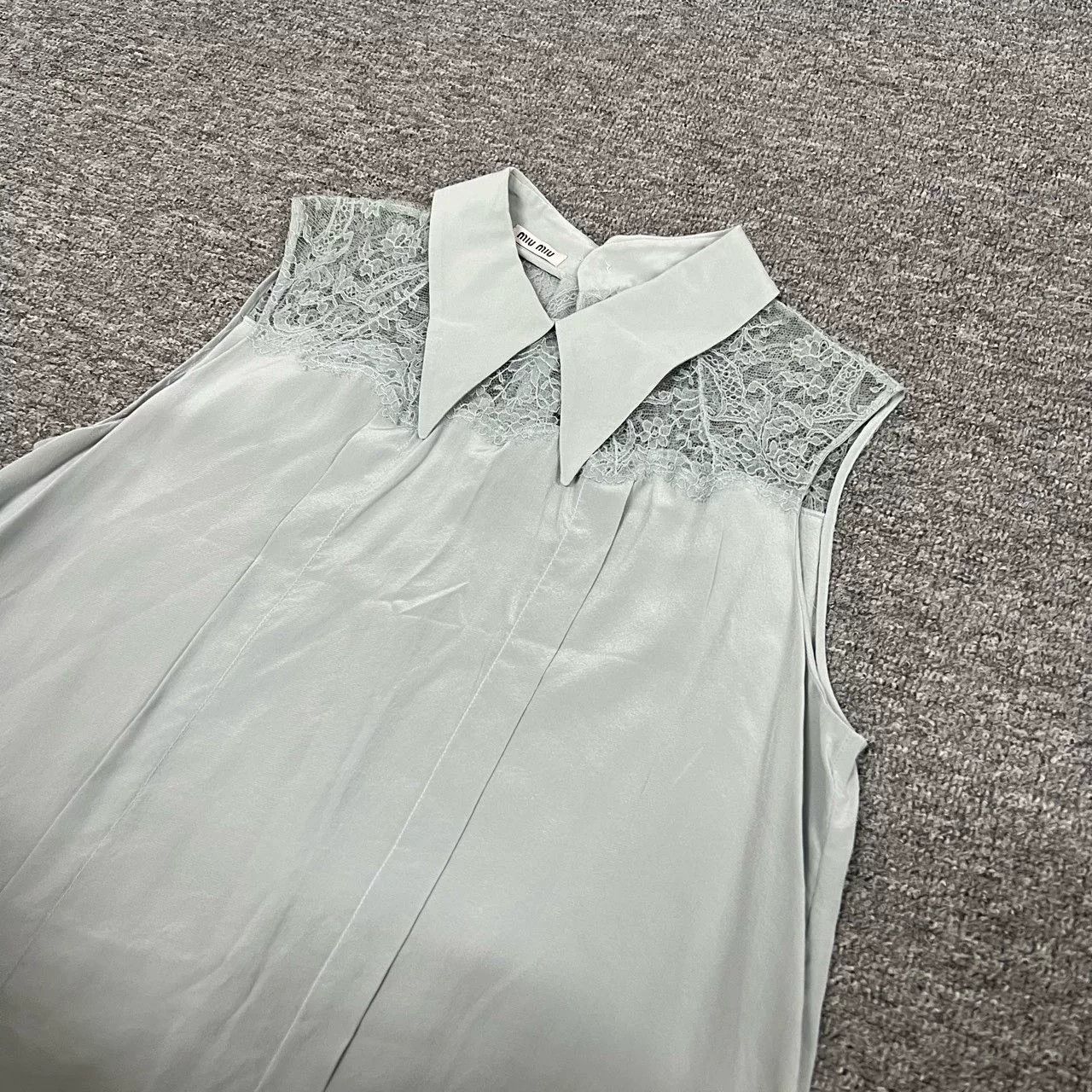 Miu Miu Miu Miu Silk Sleeveless Top with Lace Size M / US 6-8 / IT 42-44 - 5 Thumbnail
