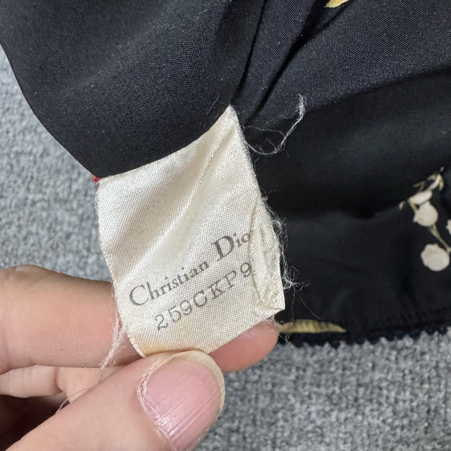 Dior Dior Gold Button Single-Breasted Tweed Jacket Size M / US 6-8 / IT 42-44 - 6 Thumbnail