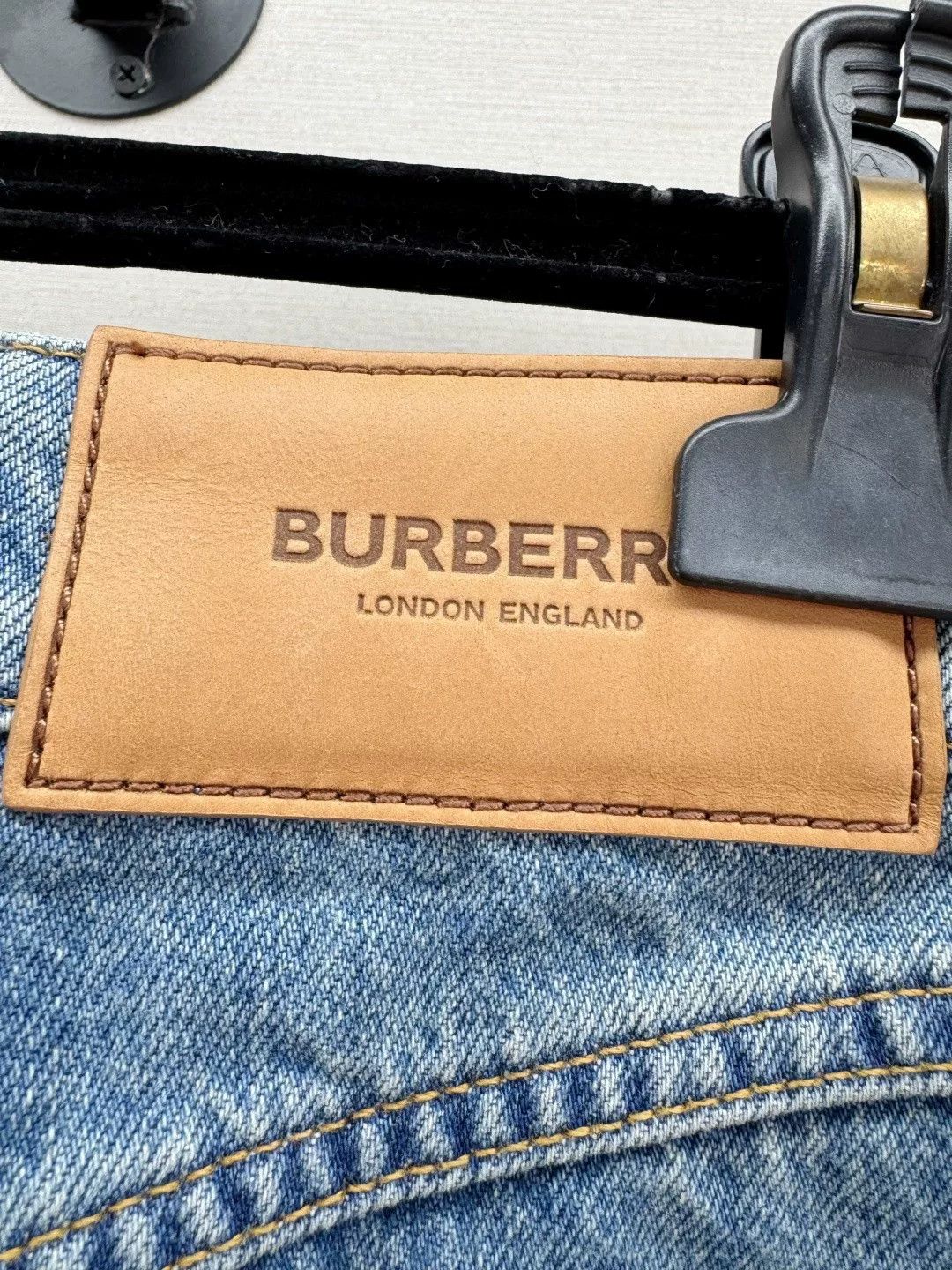 Burberry Burberry New With Tags Jeans Size 38" / US 16 / IT 52 - 4 Thumbnail