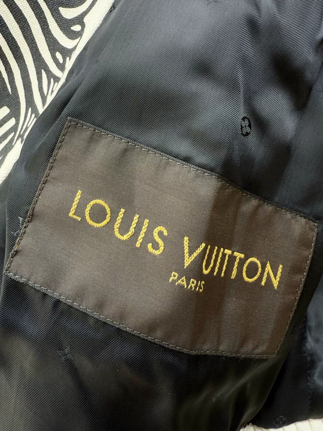 Louis Vuitton Louis Vuitton New Tagged Jacket Size US S / EU 44-46 / 1 - 5 Thumbnail