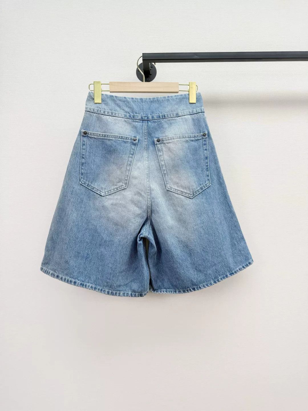 Maison Margiela Maison Margiela MM6 A-line Shorts Size 36" / US 14 / IT 50 - 3 Thumbnail