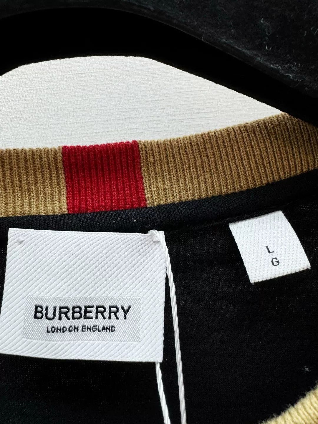 Burberry Burberry Embroidered Letter Short Sleeve Size US L / EU 52-54 / 3 - 2 Thumbnail